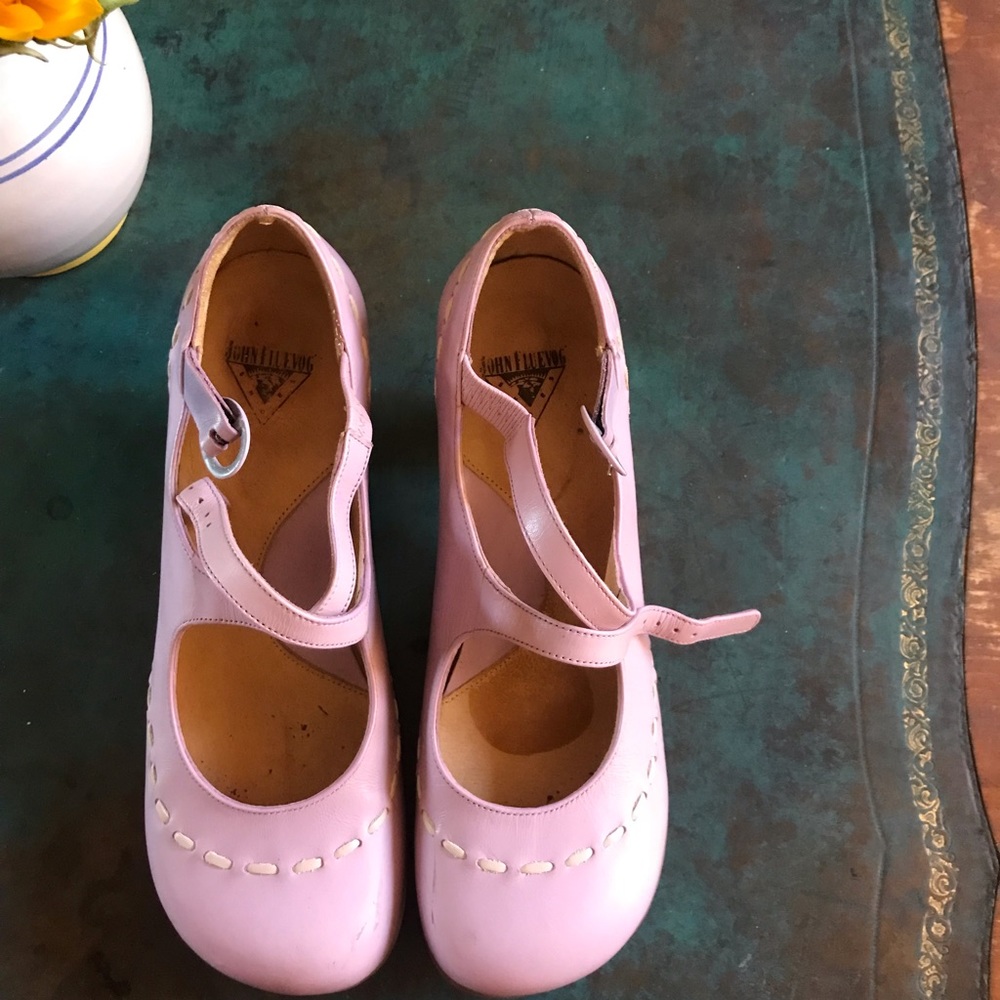 Fluevog Mary Janes in lavender!